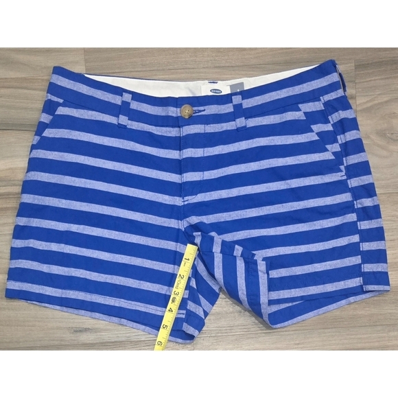 Old Navy Blue Striped Shorts Size 6 - Picture 3 of 6